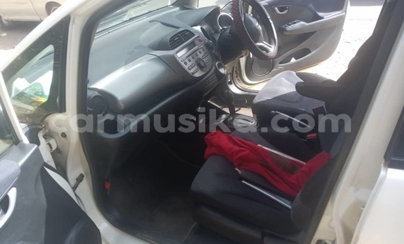 Buy Used Honda Fit White Car in Harare in Harare Buy Used Honda Fit White Car in Harare in Harare