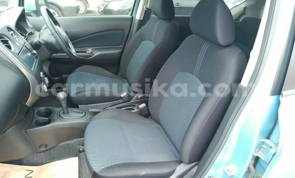 Buy Used Nissan Note Blue Car in Beitbridge in Matabeleland South Buy Used Nissan Note Blue Car in Beitbridge in Matabeleland South