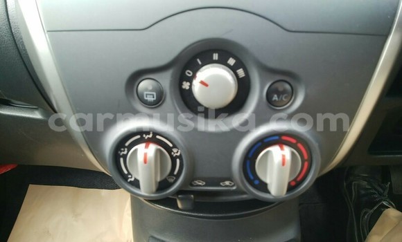 Buy Used Nissan Note Blue Car in Beitbridge in Matabeleland South Buy Used Nissan Note Blue Car in Beitbridge in Matabeleland South