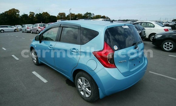 Buy Used Nissan Note Blue Car in Beitbridge in Matabeleland South Buy Used Nissan Note Blue Car in Beitbridge in Matabeleland South