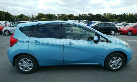 Buy Used Nissan Note Blue Car in Beitbridge in Matabeleland South Buy Used Nissan Note Blue Car in Beitbridge in Matabeleland South