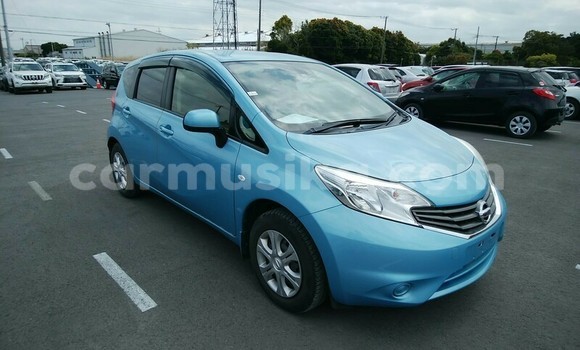 Buy Used Nissan Note Blue Car in Beitbridge in Matabeleland South Buy Used Nissan Note Blue Car in Beitbridge in Matabeleland South