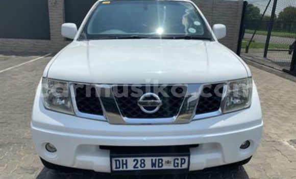 Nunua Ilio tumika Nissan Navara Nyeupe Gari ndani ya Beitbridge nchini Matabeleland Kusini Nunua Ilio tumika Nissan Navara Nyeupe Gari ndani ya Beitbridge nchini Matabeleland Kusini
