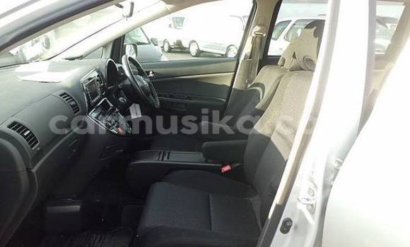 Tenga Tsaru Toyota Wish Sirivha Mota in Beitbridge in Matabeleland South Tenga Tsaru Toyota Wish Sirivha Mota in Beitbridge in Matabeleland South