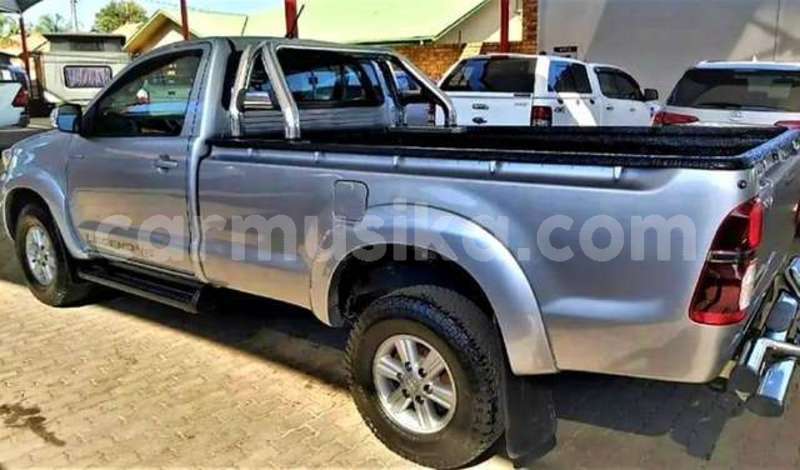 Big with watermark toyota hilux matabeleland south beitbridge 23756