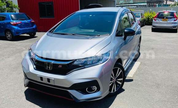 Buy Used Honda Fit Silver Car in Beitbridge in Matabeleland South