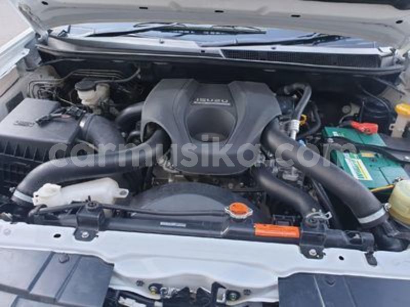 Big with watermark isuzu kb matabeleland south beitbridge 23762