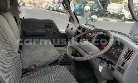 Nunua Ilio tumika Toyota Dyna Nyeupe Lori ndani ya Beitbridge nchini Matabeleland Kusini Nunua Ilio tumika Toyota Dyna Nyeupe Lori ndani ya Beitbridge nchini Matabeleland Kusini