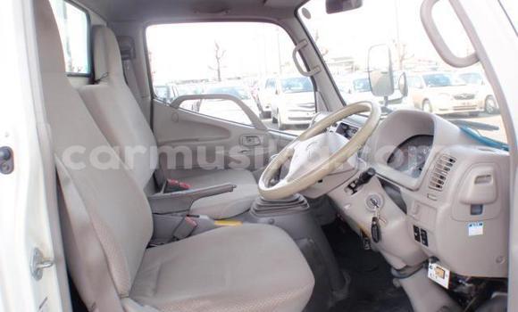 Buy Used Toyota Dyna White Truck in Beitbridge in Matabeleland South Buy Used Toyota Dyna White Truck in Beitbridge in Matabeleland South