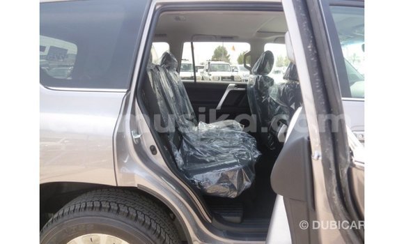 Nunua Imported Toyota Prado Brown Gari ndani ya Import - Dubai nchini Harare Nunua Imported Toyota Prado Brown Gari ndani ya Import - Dubai nchini Harare