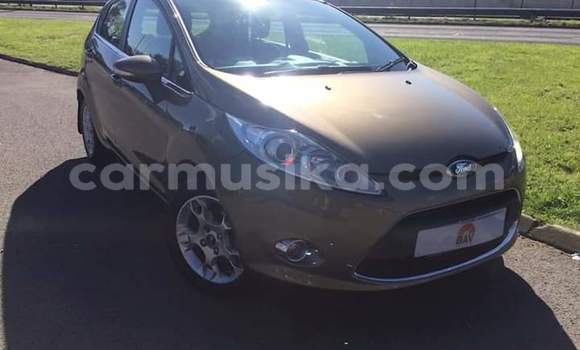 Buy Used Ford Fiesta Silver Car in Beitbridge in Matabeleland South Buy Used Ford Fiesta Silver Car in Beitbridge in Matabeleland South