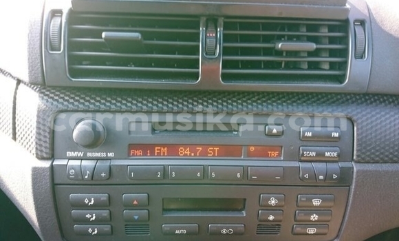 Tenga Tsaru BMW 3–Series Sirivha Mota in Beitbridge in Matabeleland South Tenga Tsaru BMW 3–Series Sirivha Mota in Beitbridge in Matabeleland South