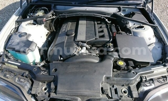 Tenga Tsaru BMW 3–Series Sirivha Mota in Beitbridge in Matabeleland South Tenga Tsaru BMW 3–Series Sirivha Mota in Beitbridge in Matabeleland South