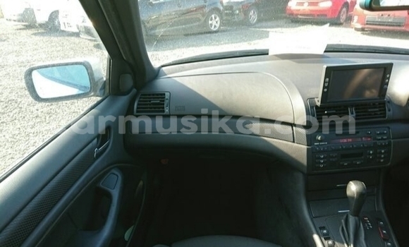 Tenga Tsaru BMW 3–Series Sirivha Mota in Beitbridge in Matabeleland South Tenga Tsaru BMW 3–Series Sirivha Mota in Beitbridge in Matabeleland South