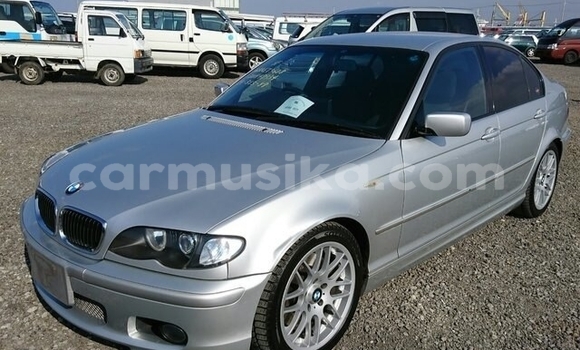 Tenga Tsaru BMW 3–Series Sirivha Mota in Beitbridge in Matabeleland South Tenga Tsaru BMW 3–Series Sirivha Mota in Beitbridge in Matabeleland South