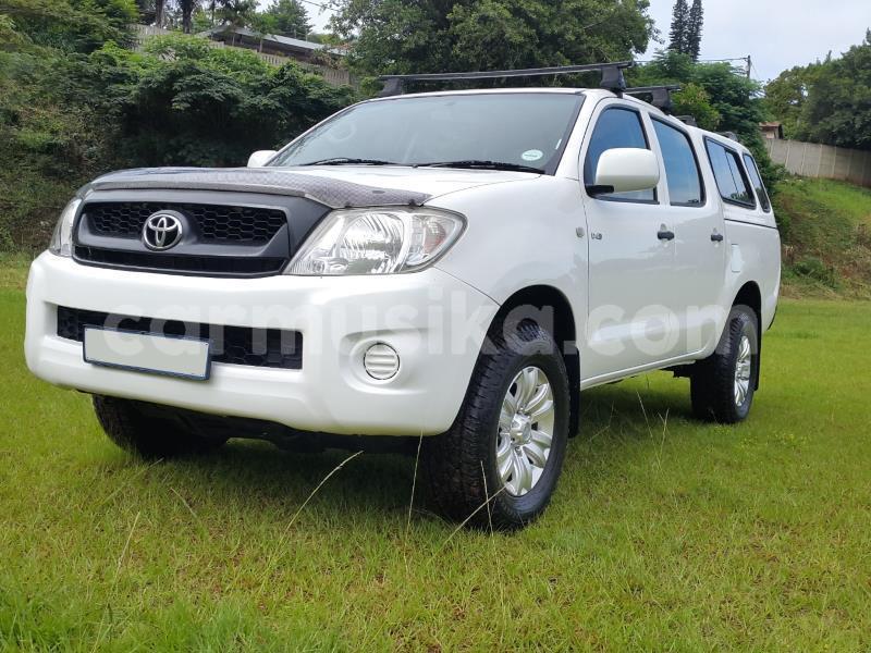 Big with watermark toyota hilux matabeleland south beitbridge 23783