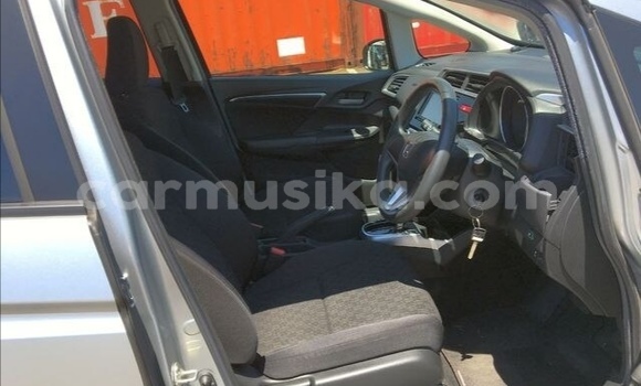 Acheter Occasion Voiture Honda Fit Gris à Beitbridge, Matabeleland South Acheter Occasion Voiture Honda Fit Gris à Beitbridge, Matabeleland South