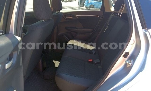 Acheter Occasion Voiture Honda Fit Gris à Beitbridge, Matabeleland South Acheter Occasion Voiture Honda Fit Gris à Beitbridge, Matabeleland South