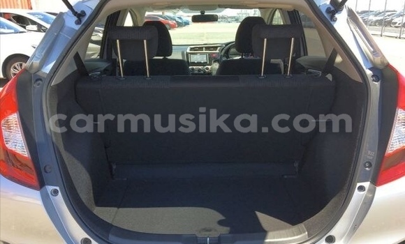 Acheter Occasion Voiture Honda Fit Gris à Beitbridge, Matabeleland South Acheter Occasion Voiture Honda Fit Gris à Beitbridge, Matabeleland South