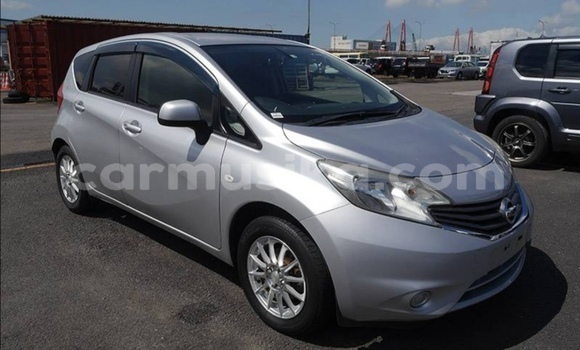 Buy Used Nissan Note Silver Car in Beitbridge in Matabeleland South