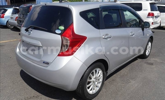 Nunua Ilio tumika Nissan Note Fedha Gari ndani ya Beitbridge nchini Matabeleland Kusini Nunua Ilio tumika Nissan Note Fedha Gari ndani ya Beitbridge nchini Matabeleland Kusini
