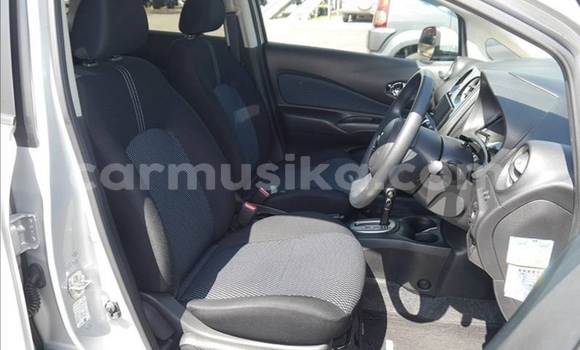 Nunua Ilio tumika Nissan Note Fedha Gari ndani ya Beitbridge nchini Matabeleland Kusini Nunua Ilio tumika Nissan Note Fedha Gari ndani ya Beitbridge nchini Matabeleland Kusini