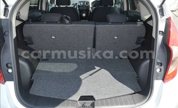 Nunua Ilio tumika Nissan Note Fedha Gari ndani ya Beitbridge nchini Matabeleland Kusini Nunua Ilio tumika Nissan Note Fedha Gari ndani ya Beitbridge nchini Matabeleland Kusini