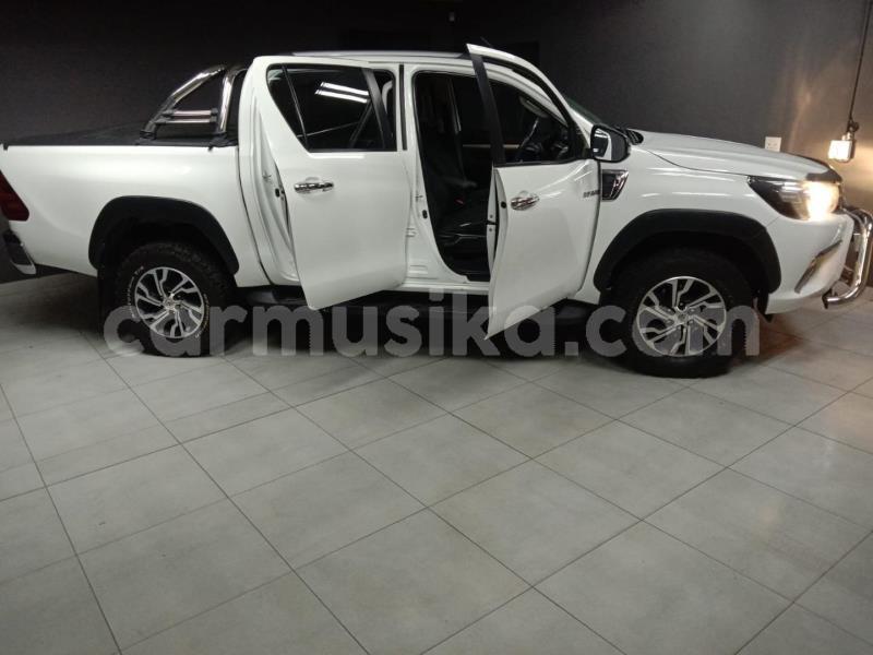 Big with watermark toyota hilux matabeleland south beitbridge 23790