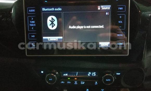 Acheter Occasion Voiture Toyota Hilux Blanc à Beitbridge, Matabeleland South Acheter Occasion Voiture Toyota Hilux Blanc à Beitbridge, Matabeleland South