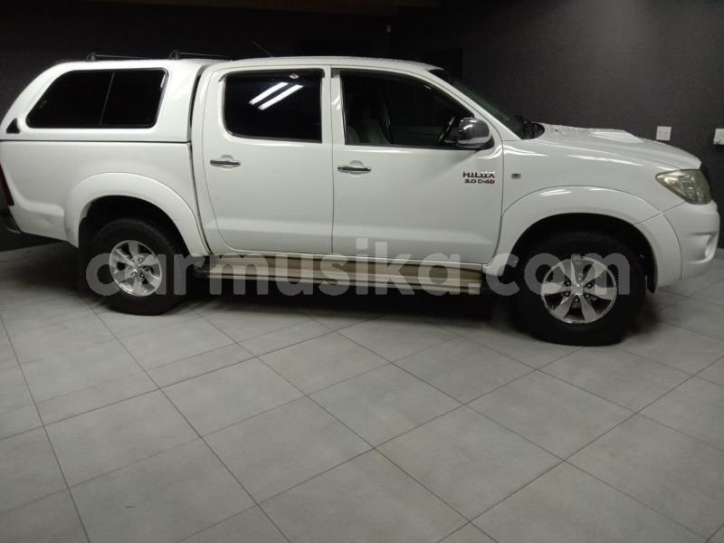 Big with watermark toyota hilux matabeleland south beitbridge 23793