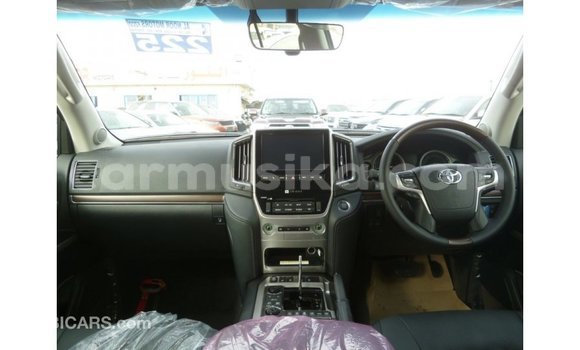 Nunua Imported Toyota Land Cruiser Nyeusi Gari ndani ya Import - Dubai nchini Harare Nunua Imported Toyota Land Cruiser Nyeusi Gari ndani ya Import - Dubai nchini Harare
