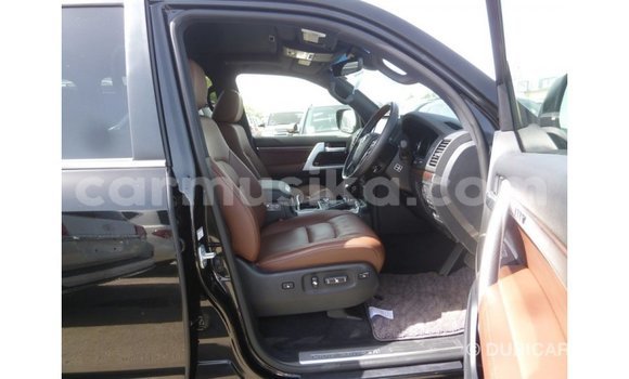 Buy Import Toyota Land Cruiser Black Car in Import - Dubai in Harare Buy Import Toyota Land Cruiser Black Car in Import - Dubai in Harare