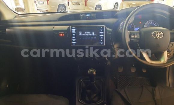 Buy Used Toyota Hilux Black Car in Harare in Harare Buy Used Toyota Hilux Black Car in Harare in Harare