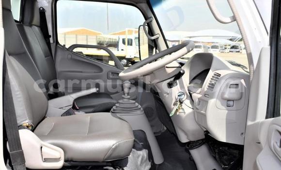 Buy Used Toyota Dyna White Car in Harare in Harare Buy Used Toyota Dyna White Car in Harare in Harare