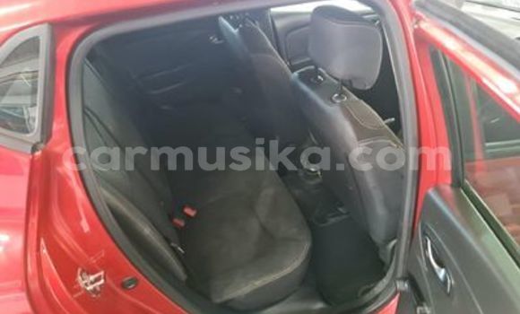 Buy Used Renault Clio Red Car in Beitbridge in Matabeleland South Buy Used Renault Clio Red Car in Beitbridge in Matabeleland South