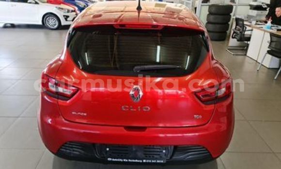 Buy Used Renault Clio Red Car in Beitbridge in Matabeleland South Buy Used Renault Clio Red Car in Beitbridge in Matabeleland South