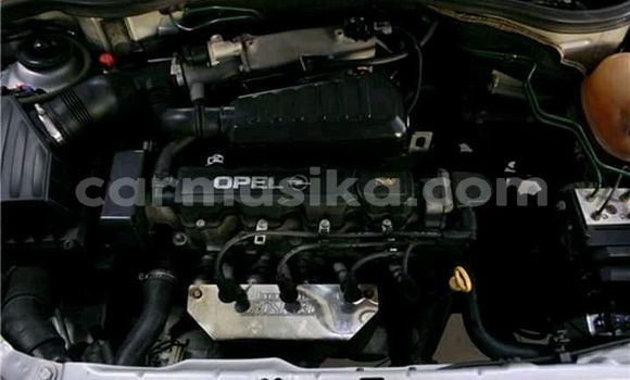 Buy Used Opel Corsa Beige Car in Beitbridge in Matabeleland South Buy Used Opel Corsa Beige Car in Beitbridge in Matabeleland South