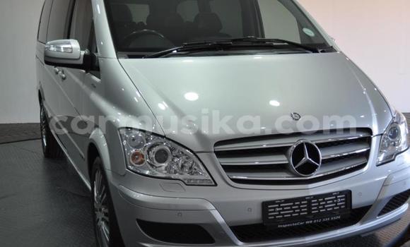 Buy Used Mercedes‒Benz Viano Silver Car in Beitbridge in Matabeleland South