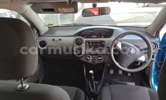 Tenga Tsaru Toyota Etios Bhuruu Mota in Beitbridge in Matabeleland South Tenga Tsaru Toyota Etios Bhuruu Mota in Beitbridge in Matabeleland South