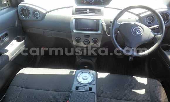 Nunua Ilio tumika Toyota bB Nyeusi Gari ndani ya Beitbridge nchini Matabeleland Kusini Nunua Ilio tumika Toyota bB Nyeusi Gari ndani ya Beitbridge nchini Matabeleland Kusini