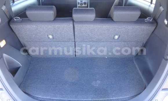 Nunua Ilio tumika Toyota bB Nyeusi Gari ndani ya Beitbridge nchini Matabeleland Kusini Nunua Ilio tumika Toyota bB Nyeusi Gari ndani ya Beitbridge nchini Matabeleland Kusini