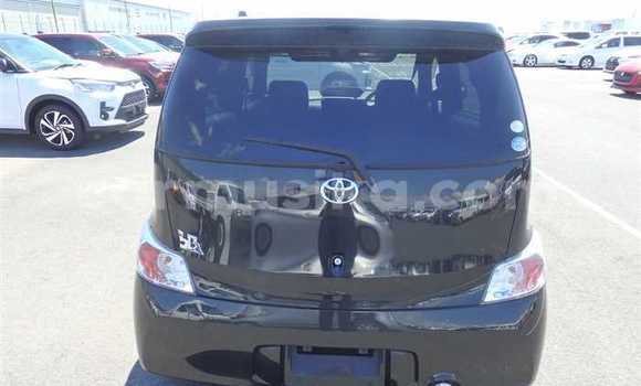 Nunua Ilio tumika Toyota bB Nyeusi Gari ndani ya Beitbridge nchini Matabeleland Kusini Nunua Ilio tumika Toyota bB Nyeusi Gari ndani ya Beitbridge nchini Matabeleland Kusini