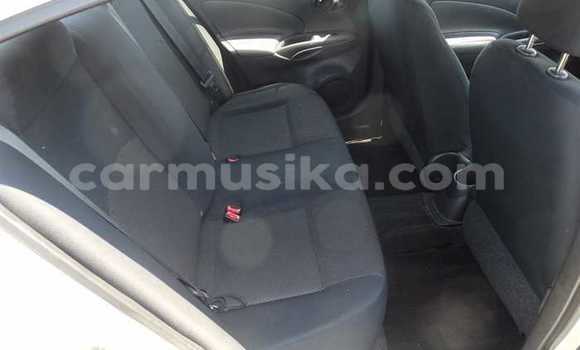 Nunua Ilio tumika Nissan Tiida Fedha Gari ndani ya Beitbridge nchini Matabeleland Kusini Nunua Ilio tumika Nissan Tiida Fedha Gari ndani ya Beitbridge nchini Matabeleland Kusini