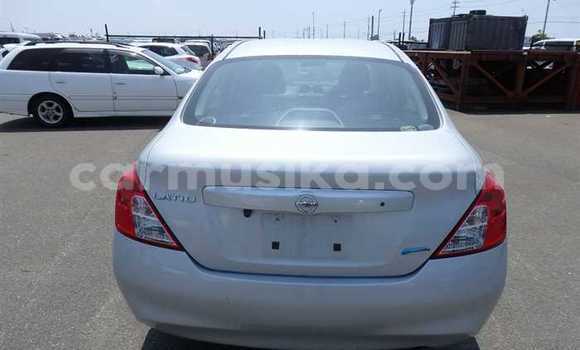 Nunua Ilio tumika Nissan Tiida Fedha Gari ndani ya Beitbridge nchini Matabeleland Kusini Nunua Ilio tumika Nissan Tiida Fedha Gari ndani ya Beitbridge nchini Matabeleland Kusini