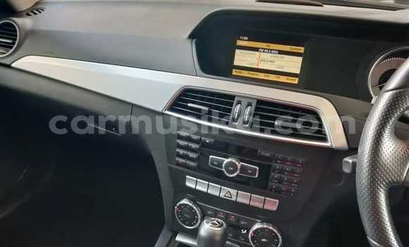 Buy Used Mercedes‒Benz C–Class Silver Car in Beitbridge in Matabeleland South Buy Used Mercedes‒Benz C–Class Silver Car in Beitbridge in Matabeleland South