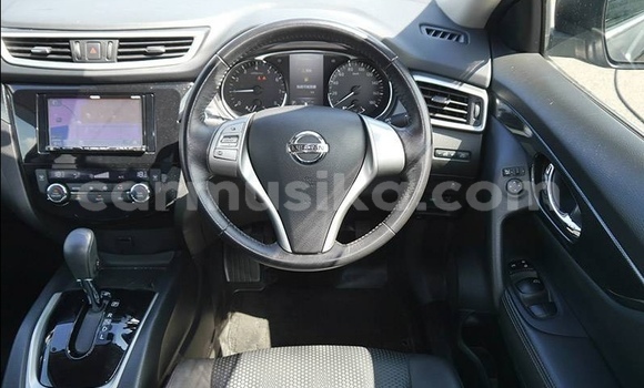 Acheter Occasion Voiture Nissan X–Trail Noir à Beitbridge, Matabeleland South Acheter Occasion Voiture Nissan X–Trail Noir à Beitbridge, Matabeleland South