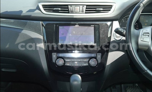 Acheter Occasion Voiture Nissan X–Trail Noir à Beitbridge, Matabeleland South Acheter Occasion Voiture Nissan X–Trail Noir à Beitbridge, Matabeleland South