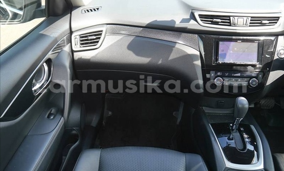 Acheter Occasion Voiture Nissan X–Trail Noir à Beitbridge, Matabeleland South Acheter Occasion Voiture Nissan X–Trail Noir à Beitbridge, Matabeleland South