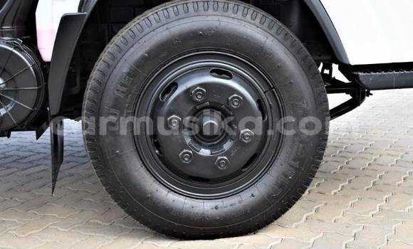 Acheter Occasion Utilitaire Isuzu FTR 850 Blanc à Chinhoyi, Mashonaland West Acheter Occasion Utilitaire Isuzu FTR 850 Blanc à Chinhoyi, Mashonaland West