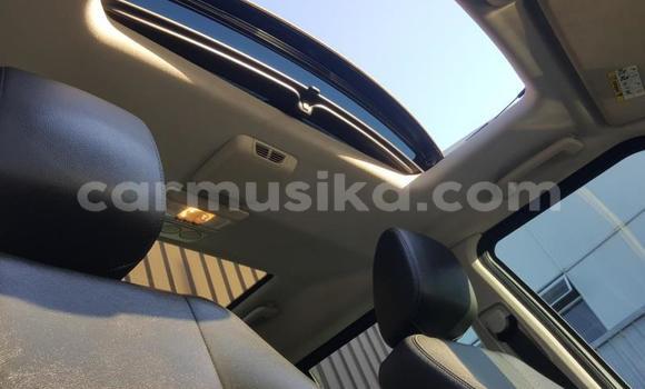 Buy Used Land Rover Discovery Sport White Car in Victoria Falls in Matabeleland North Buy Used Land Rover Discovery Sport White Car in Victoria Falls in Matabeleland North